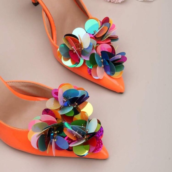 🪩 Embellished Shoe Clips 🪩 - Picture 2 of 5